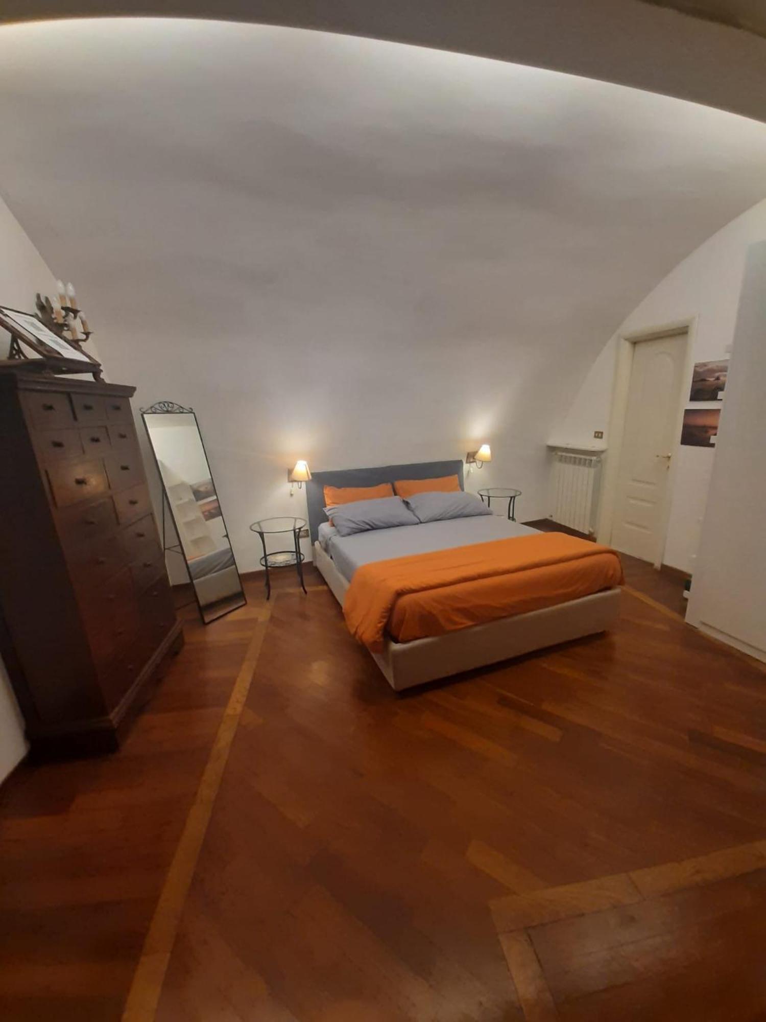فندق La Casa Di Francesca نابولي المظهر الخارجي الصورة